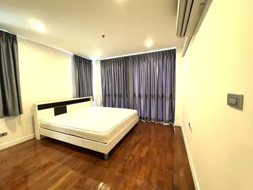 ให้เช่า คอนโด บ้าน สิริ สีลม ห้องพร้อมอยู่ สิ่งอำนวยความสะดวกครบครัน ย้ายมาด่วนๆ อย่าพลาด images
