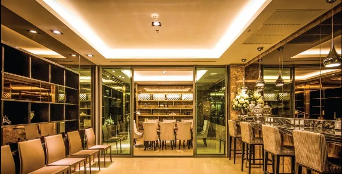 For rent H Condo Sukhumvit 43, great room number. Simply decorated, very livable, lots of usable space, book now.