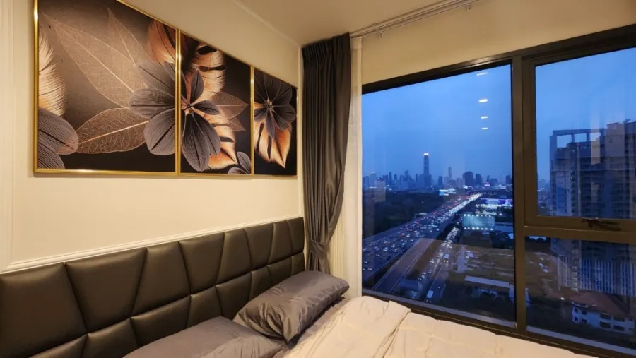 For rent Life Asoke-hype ชั้น 19 ได้วิวสูง มาพร้อมสิ่งอำนวยความสะดวกครบครัน สนใจจองด่วนๆอย่ารอช้า