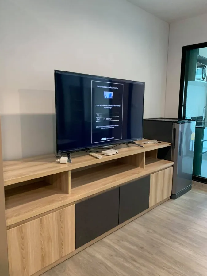 Condo for rent, Reach Phahon Yothin 52, 6th floor, Rim room, new room, everything is complete. You can just drag your bag in.