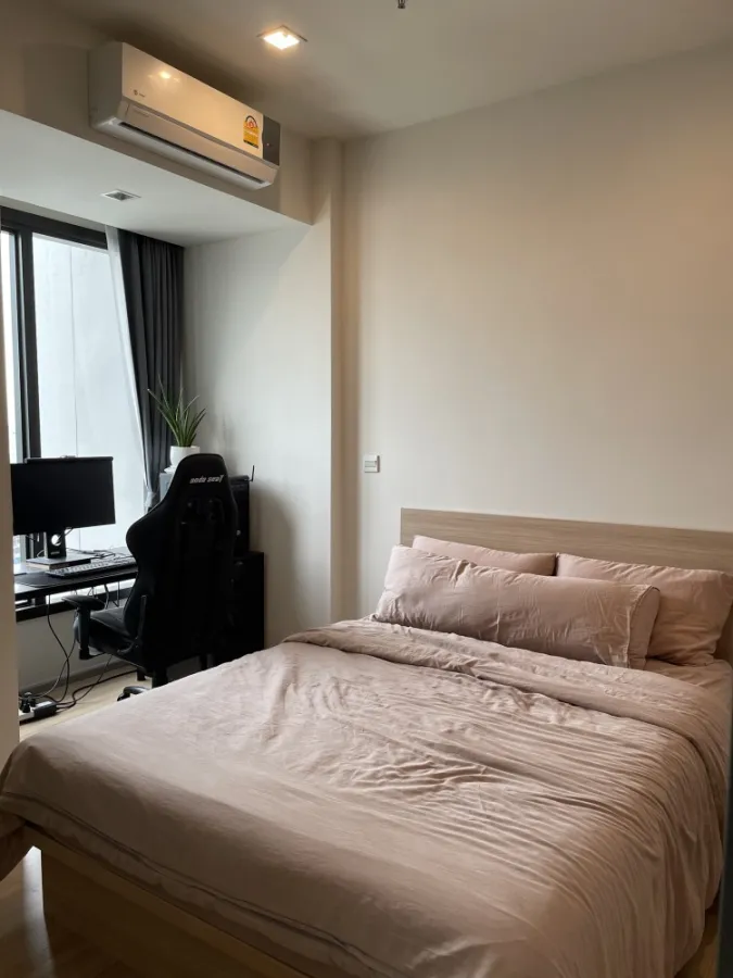 Condo for sale, M Jatujak, high floor, clear view, pet friendly Close to many train lines It's very convenient to travel.