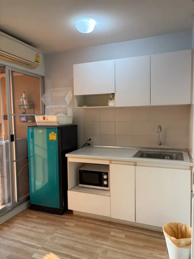 For rent: Lumpini Condotown Bodindecha-Ramkhamhaeng. Nice room, fully furnished, affordable price. Book now!