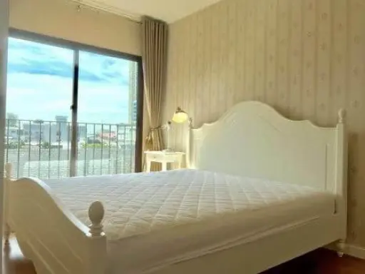Rent/sell lette Dwell Sukhumvit 26, size 34.78 sq m, Building B, 5th floor, swimming pool view, book now. images