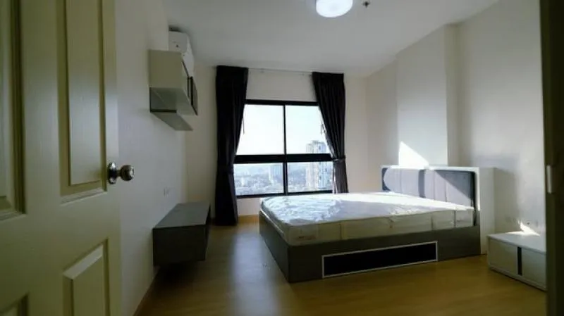 ให้เช่า ศุภาลัย ลอฟท์ ตลาดพลู ห้องไม่ร้อน วิวสวย ไม่มีตึกบัง เฟอร์นิเจอร์ built-inครบ แบบนี้ต้องจอง