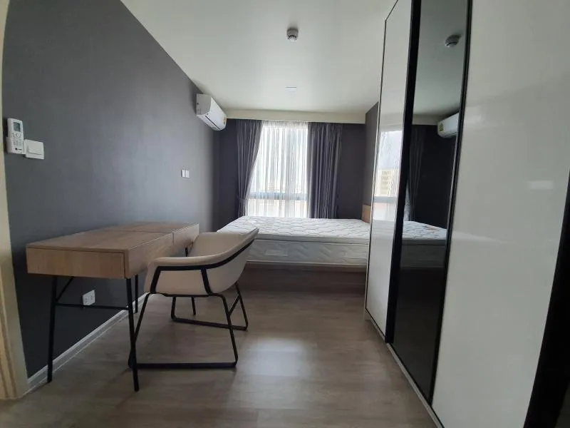 For rent Maestro 03 Ratchada-Rama 9, 4th floor, beautiful room, is a quite private room!! hurry up