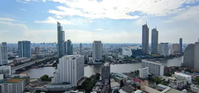 ขายด่วน!! สเตท ทาวเวอร์ คอนโดมิเนียม สิ่งอำนวยความสะดวกครบครัน รีบจองเลย!! images