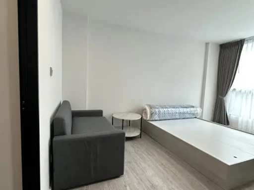 For rent ATMOZ TROPICANA BANGNA Studio room, 4th floor, affordable price, hurry and reserve now.