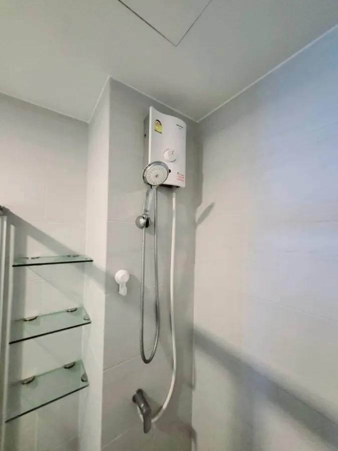 For rent: Notting Hill Laem Chabang-Sriracha, 33rd floor, city center, Thai Oil view, complete facilities, urgent