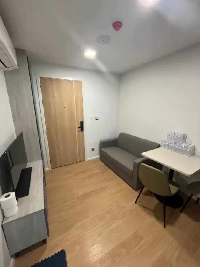 For rent: Atmoz Kanaal Rangsit, 6th floor, fully furnished unit. Very comfortable. Book now! Don't miss out!