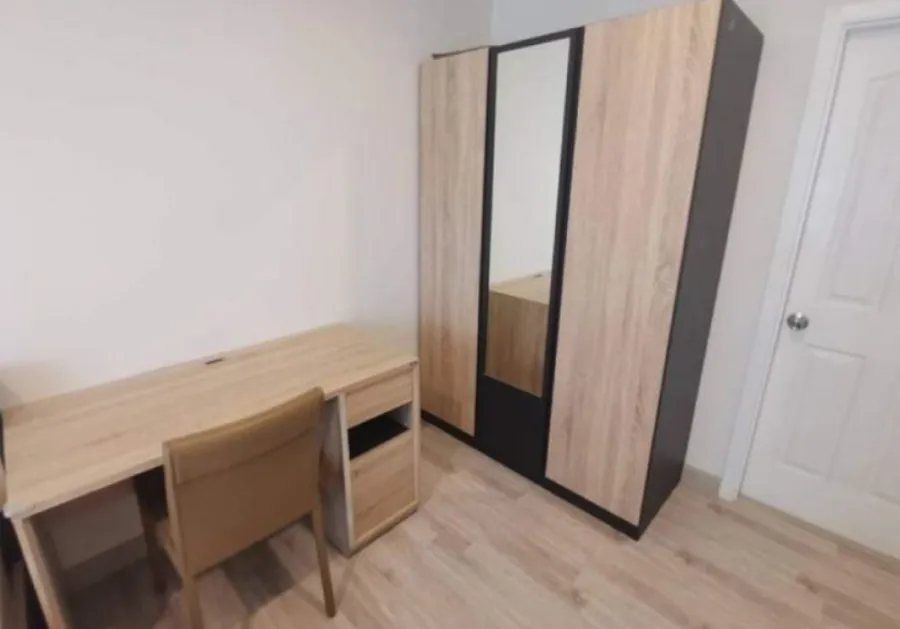 For rent Manor Sanam Naam river view and garden Good furniture, electrical appliances. Don't miss out on booking at this price.