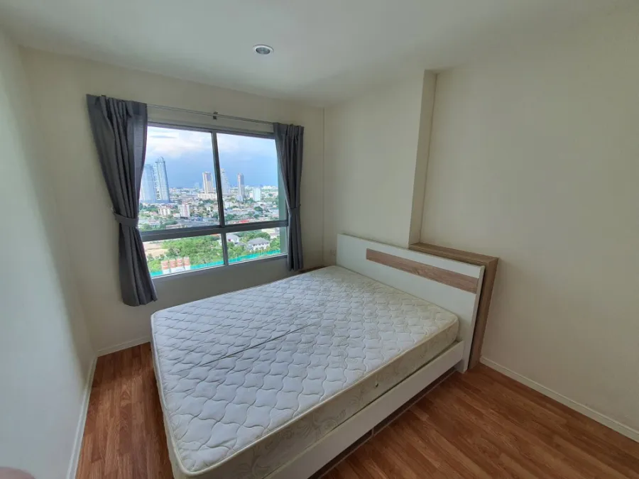 For Rent Lumpini Ville Nakhon In Riverview, big room, beautiful view, corner room, very private. Hurry up to reserve.