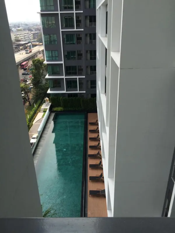 ให้เช่า ไอดีโอ โมบิ จรัญ-อินเตอร์เชนจ์ วิวสระให้ไว อย่าช้า !!
