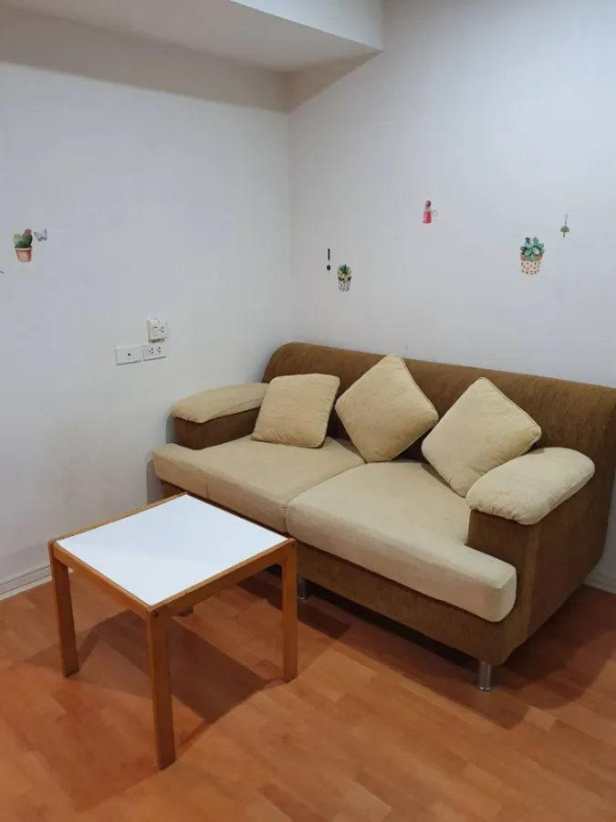 For rent, Lumpini Ville, Cultural Center, STUDIO room, 6th floor, comes with full furniture. If you don't reserve, you'll miss a lot.