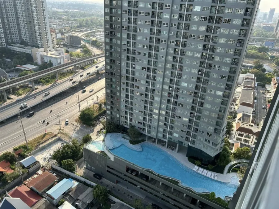 ให้เช่า Elio Sathorn-Wutthakat ห้องชั้นสูง ลมดี วิวเมือง ห้องกว้างขวาง จองเลย