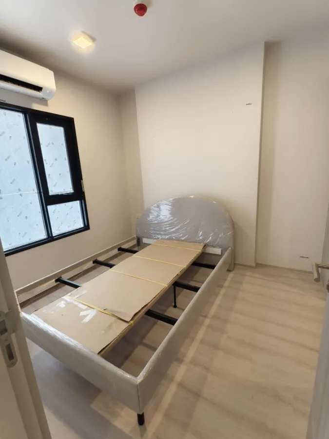 Selling down payment for COBE Ratchada Rama 9, 2 bedrooms, 2 bathrooms, spacious living area, great location, convenient transportation. Book now!