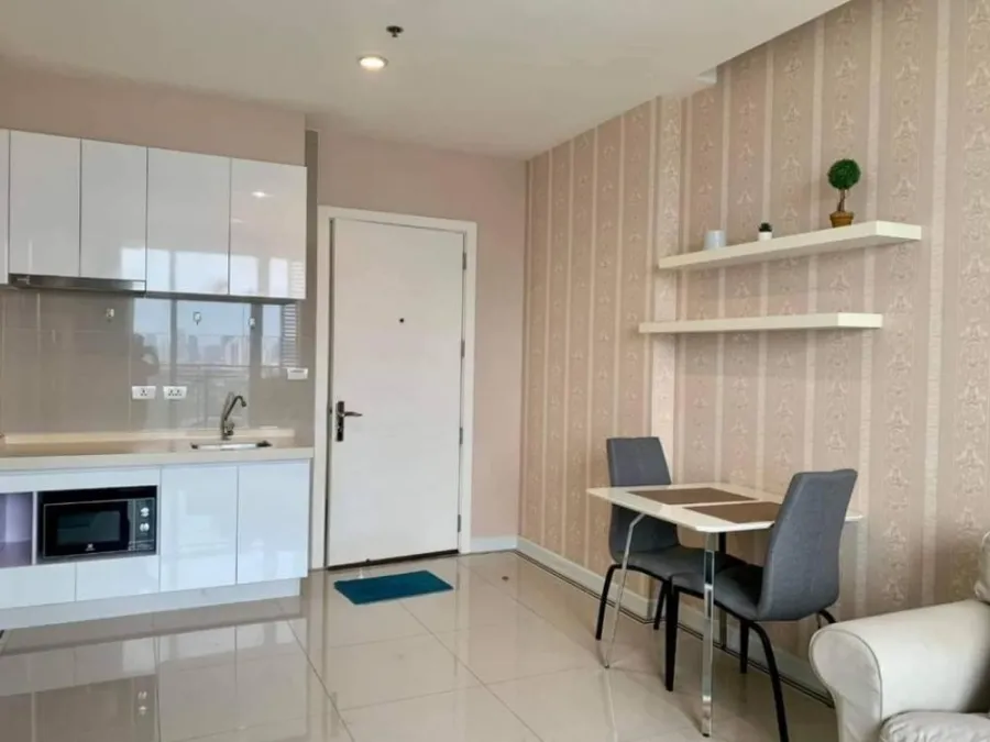 Condo for rent at T.C. Green, high floor, high view, fully furnished, ready to move in. You can't miss it. Hurry up to reserve.