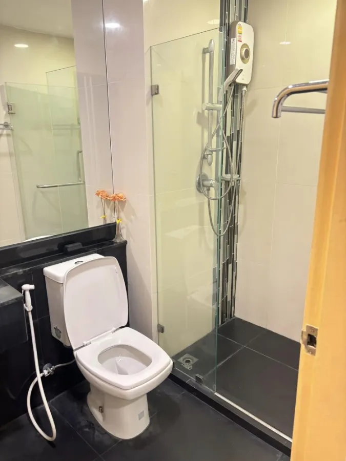 Condo for rent: Chateau In Town Rama 8, fully furnished, ready to move in, with excellent wallpaper. I must say that you must book.