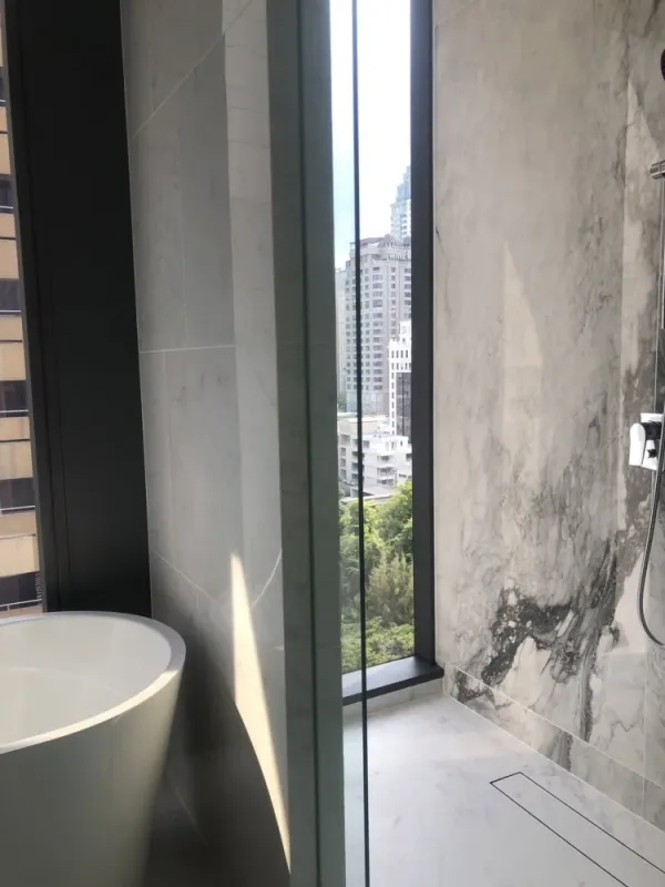 ขาย Tonson One Residence ห้องกว้างใหญ่มากเวอร์ พื้นที่ใช้สอยเหลือๆ พร้อมลิฟท์ส่วนตัวอย่างดี รีบจองเลย