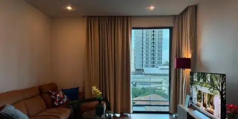 ให้เช่า The Room Sukhumvit 62 ชั้น 7 วิวเมือง มองเห็นรถไฟฟ้า Fully Furnished พร้อมอยู่ 100%