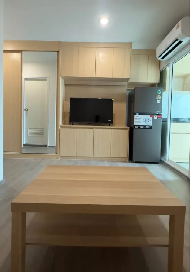 For rent: Regent Home Bangna. Hotel-style rooms, quiet and comfortable. Beautiful, cozy, minimalist design with high-quality furniture. Book now!