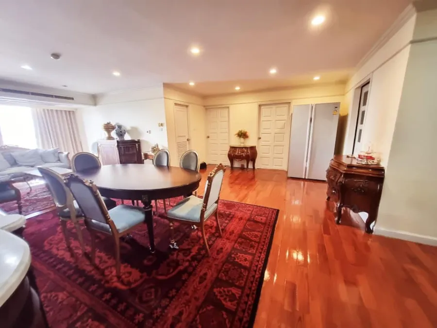 Flora Ville for sale, decorated with luxurious built-ins, 180 degree wide view, 2 balconies, reserve first, own first.