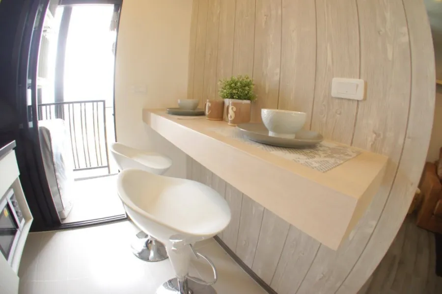 ขาย ให้เช่า The BASE Park East ชั้น 19 วิวโล่ง ห้องมาพร้อมเฟอร์ เครื่องใช้ไฟฟ้าครบ รีบมจับจองแล้ววันนี้