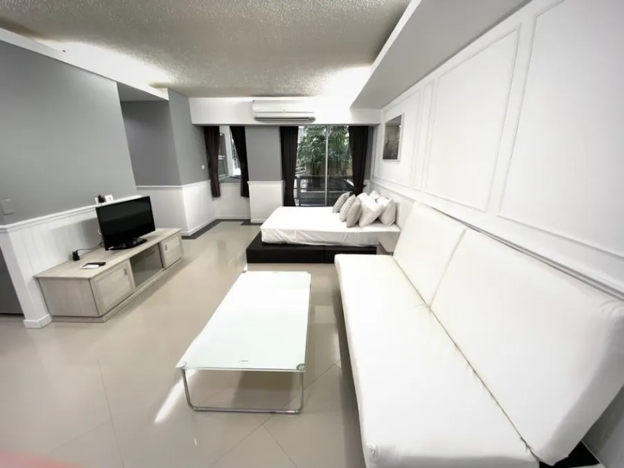ให้เช่า คอนโด วอเตอร์ฟอร์ด สุขุมวิท 50 ห้อง STUDIO ขนาด 44 ตร.ม. พร้อมอยู่ ราคากันเอง รีบจองก่อนหลุด