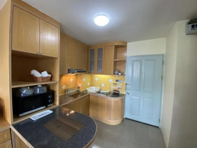 Urgent for rent !! Condo The Parkland Bangna, good location, convenient transportation, fully built-in furniture, book now !!