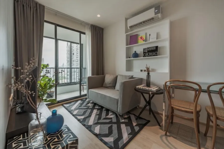 Condo for sale/rent Ideo Sathorn-Thapra. The room is very beautiful. Decorated with great tone control, great city views like this, you need to reserv