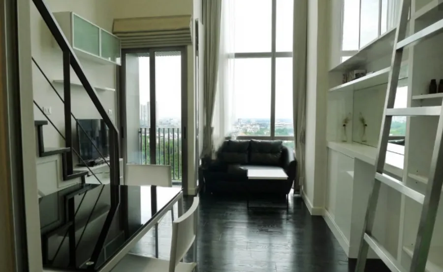 Condo for rent, Ashton Morph 38, south, corner room, green area view, private, beautiful, ready to move in.