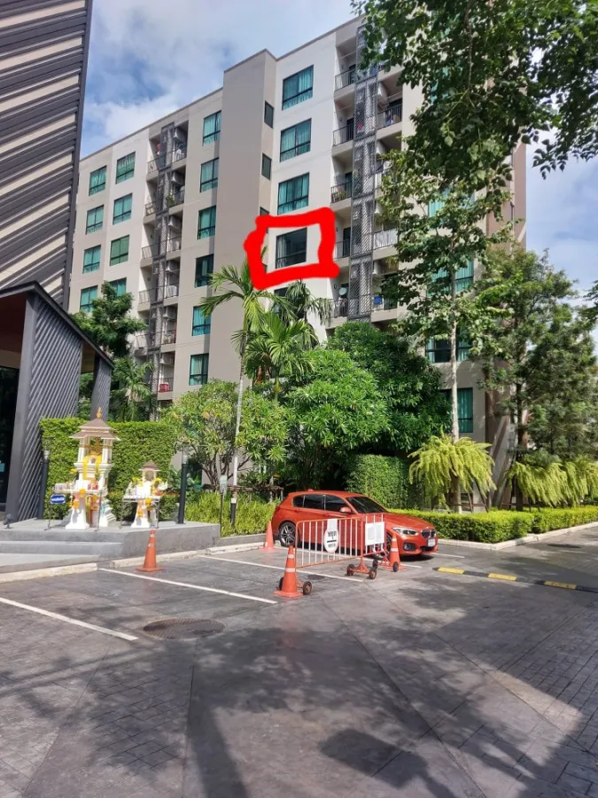 For sale: Lesto Sukhumvit 113, 5th floor, studio room, pool view, with amenities. Not booking is considered a huge mistake.