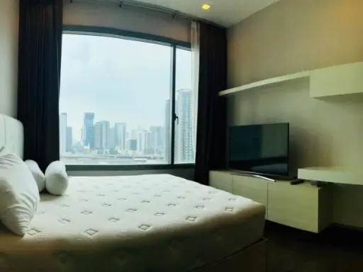 Urgent sale, Q Asoke Condo, beautiful room, fully furnished, and tightly equipped electrical appliances. Buy it, however, it's worth it!