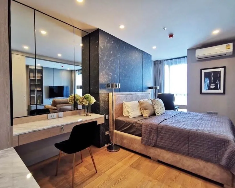 ให้เช่า ขาย คอนโด คิว ชิดลม เพชรบุรี ห้องแต่งน่าอยู่ ชั้นสูง Fully Furnished อย่ามัวมองให้รีบมาจอง