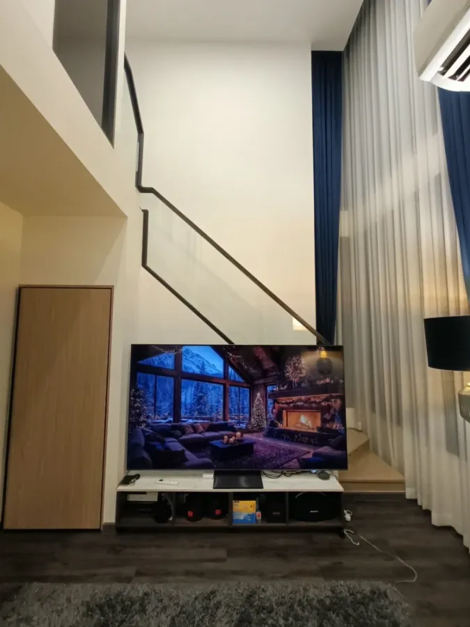 ขาย ให้เช่า เซ็นทริค รัชโยธิน วิวสวนโครงการและรถไฟฟ้า ห้อง duplex เพดานสูง 6.2 เมตร ห้องสวย ต้องจอง