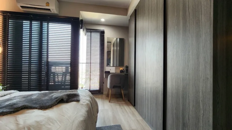 For rent/sale Condo IDEO Ratchada-Sutthisan, 21st floor, room facing north, room is a single corridor, very private, buy now.