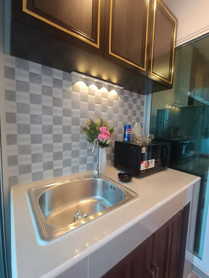 ให้เช่า Regent home Bangna ห้อง 22 สูงมากๆ เครื่องใช้ไฟฟ้าครบ มีเครื่องซักผ้า ไม่ควรพลาด