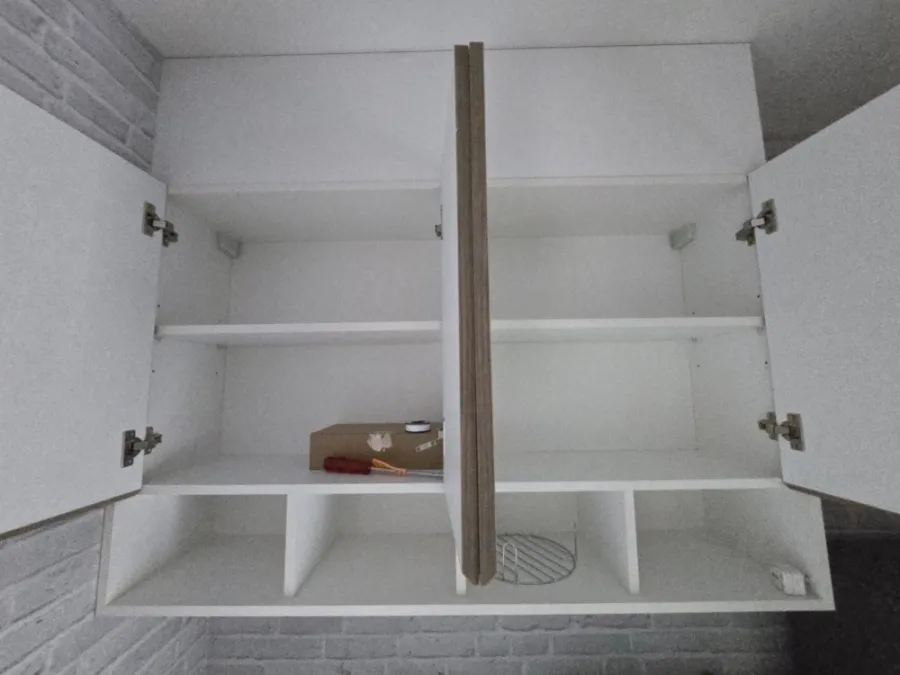 For rent: The Trust Condo Amata - Chonburi. The whole room is decorated with wallpaper. Very livable. Good high floor. Book now.