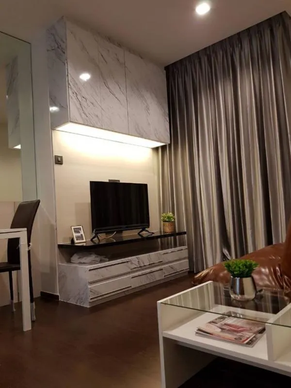 The Line Ratchathewi For RENT** เรียบหหรู ดูแพงมากห้องนี้ แต่ราคาดีสุดพลาไม่ได้!!