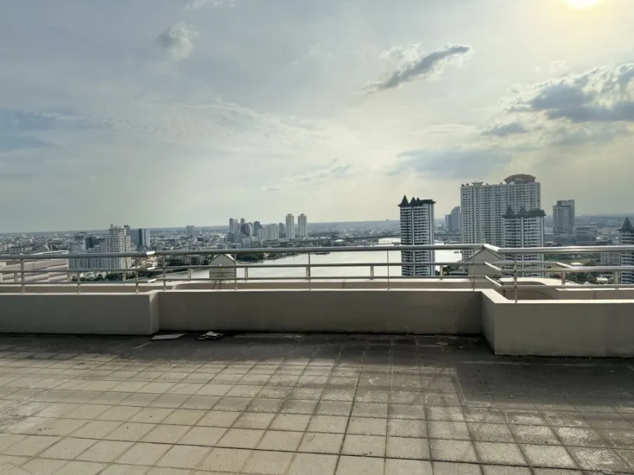 ขาย วอเตอร์มาร์ค เจ้าพระยา ริเวอร์ ห้องเพนท์เฮ้าส์ 3 ชั้น เพดานสูง มีดาดฟ้ากว่า 100 ตรม. รีบจองให้ไว