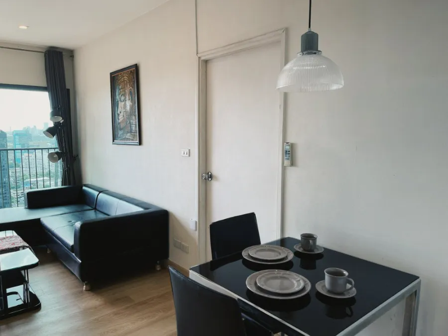For rent, Noble Remix Sukhumvit 36, good location, beautiful view, can't miss it, book now.