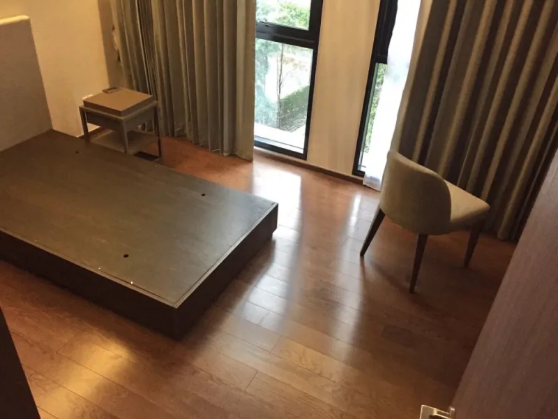 ขาย ให้เช่า THE HUDSON SATHORN7 ห้องใหย่อยู่สบาย พื้นที่ใช้สอยจุใจ รีบมาจับจองด่วน อย่าช้า