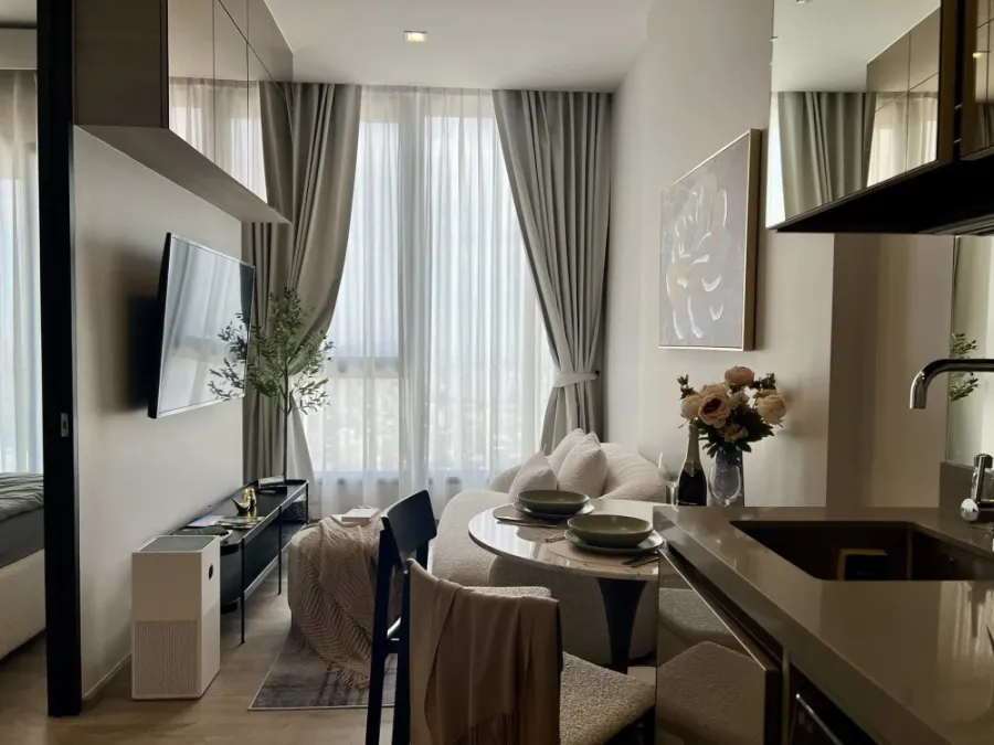 For rent: The Crest Park Residences, 1 bedroom, 1 bathroom, beautifully decorated, fully furnished, beautiful view, reserve now!