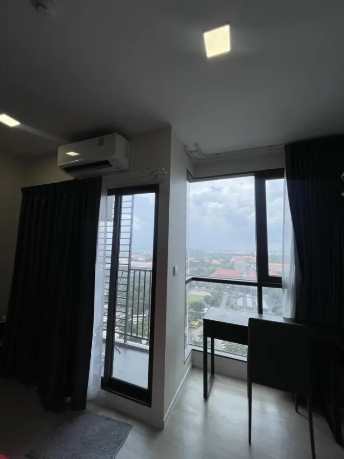 For rent: Modiz Launch Rangsit, 18th floor, view of Thammasat University, fully furnished, ready to move in, reserve now, don't miss out.