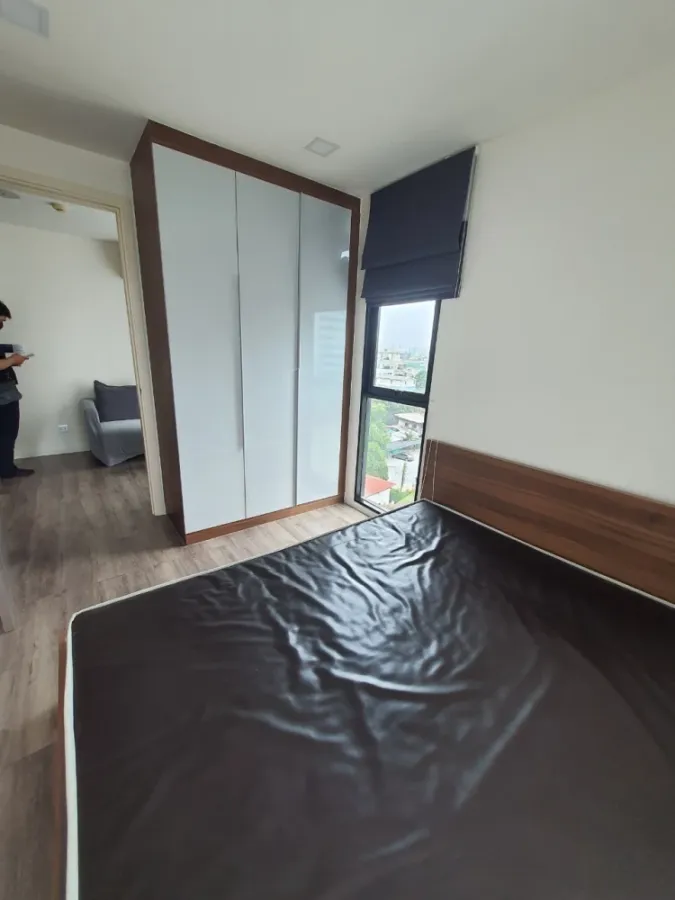 ขาย MODIZ รัชดา 32 ห้องมุม ชั้นบนสุด วิวโล่ง ไม่มีตึกบัง คอนโดแต่งครบ Fully Furnished พร้อมอยู่