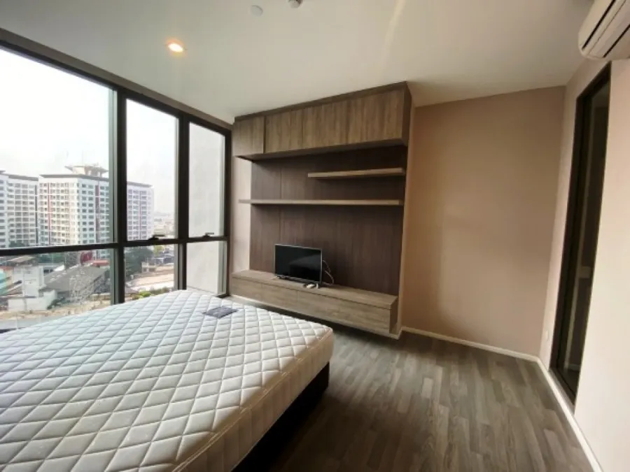 Condo for rent, The Room Sukhumvit 69, fully furnished. You can come in Can't miss it