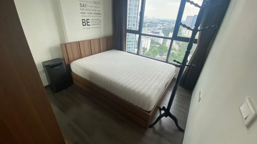 ขาย ให้เช่า The Base Park West ชั้น 18 วิวโล่งสบายตา ห้องตกแต่งครบ จบที่เดียว รีบจับจองได้เลยจ้า