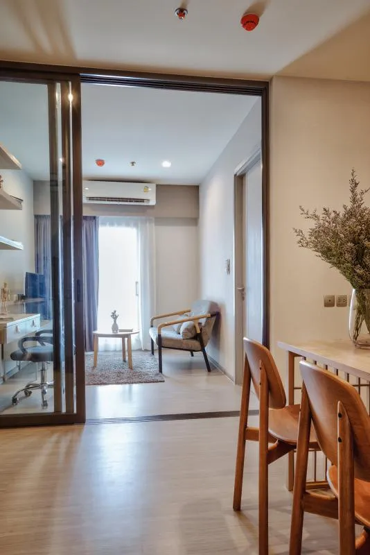 ให้เช่า ด่วน!! คอนโด ไลฟ์ สุขุมวิท 62 ห้องสวย แบบ One bed plus เฟอร์นิเจอร์ และครื่องใช้ไฟฟ้าครบครัน รีบจองเลยค่ะ!!