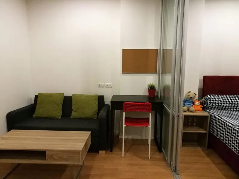 Condo for rent, LPN Srinakarin-Huamark Station, high floor, beautiful view, fully furnished room Like this need reservation