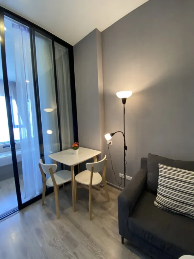 ให้เช่า คอนโด ไนท์บริดจ์ เกษตร โซไซตี้ ติด Wallpaper ทั้งห้อง, Fully furnished พร้อมเข้าอยู่จ้า
