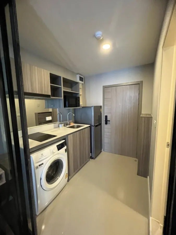 For sale or rent: The Origin Ramintra 83 Station. Fully furnished unit, ready to move in. Convenient and complete amenities all in one place. Book you